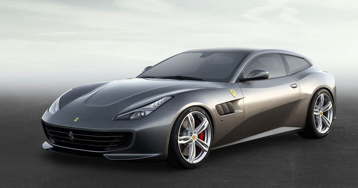 Спорткар Ferrari FF сменил имя