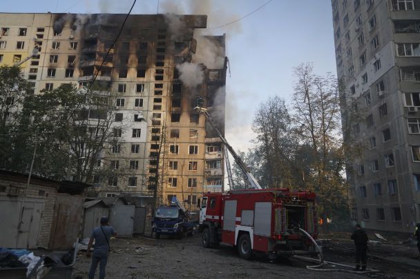 Ракетний удар РФ по Харкову 30 серпня / © Associated Press
