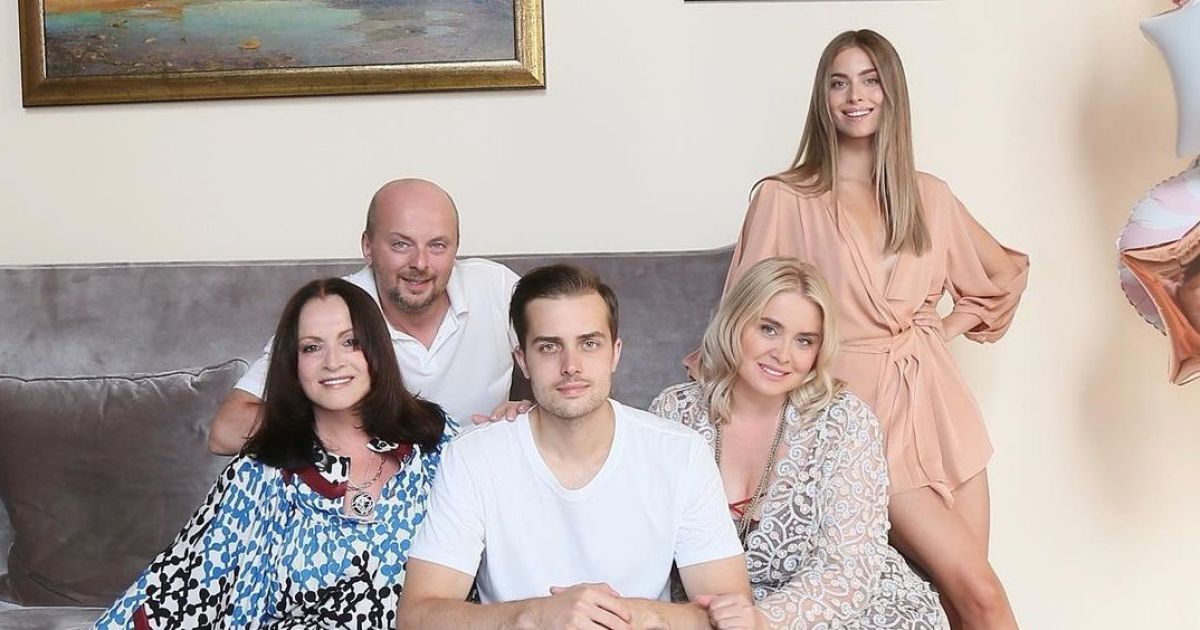 Невестка Софии Ротару показалась со знаменитой свекровью за столом