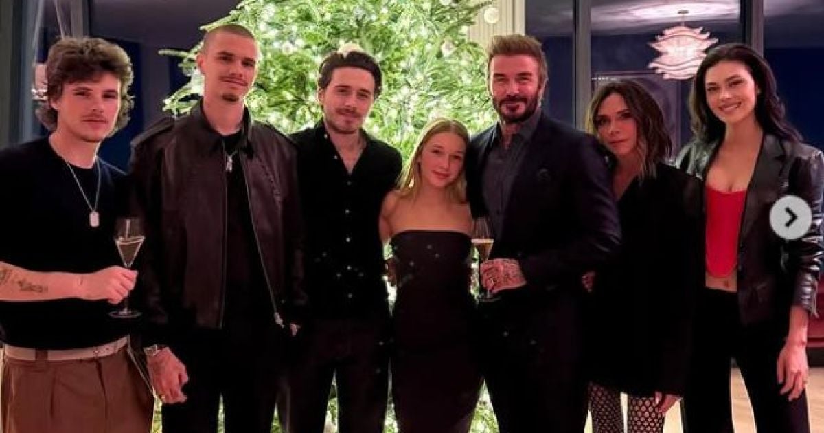 Круз, Ромео, Бруклін, Харпер, Девід, Вікторія Бекхеми та Нікола Пельтц
