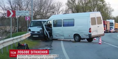8 человек оказались в больнице в результате масштабного ДТП на трассе Киев-Чоп