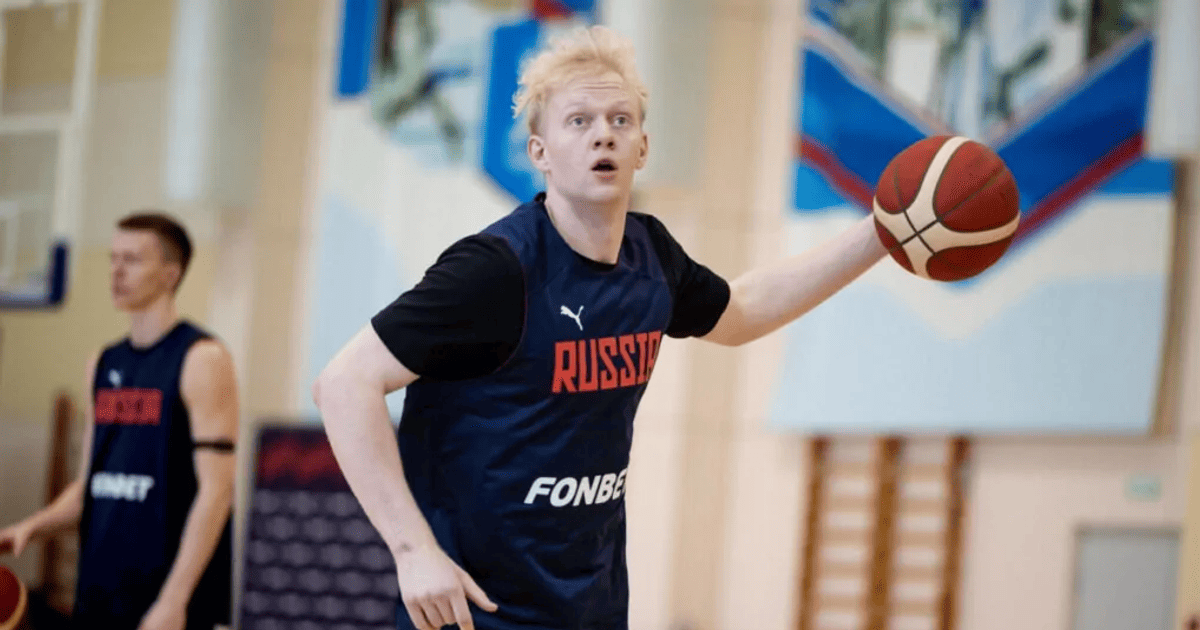 Данило Касаткін