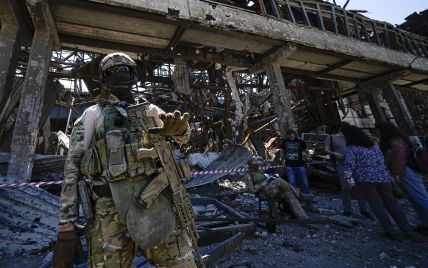 Готовятся бежать: в Луганской области россияне минируют объекты инфраструктуры и уничтожают важные документы
