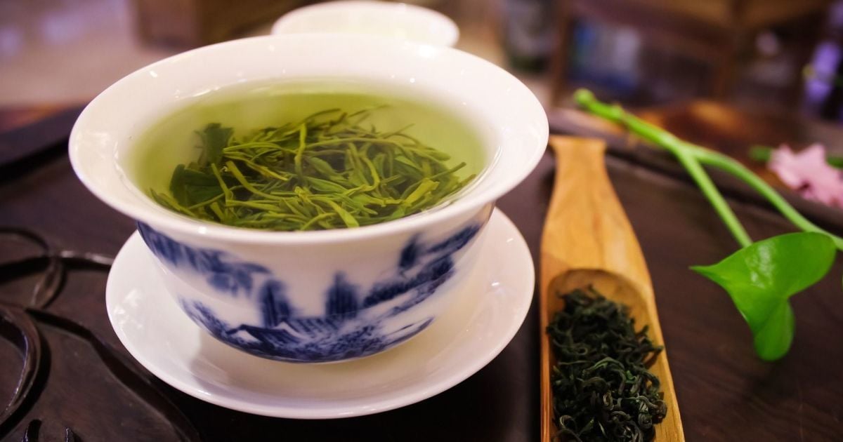 Кому не можна пити зелений чай: він корисний далеко не всім