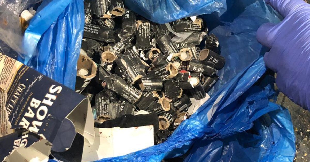 Подробности взрыва в Днепре: мужчина взорвал на балконе пакет петард - ему оторвало руку