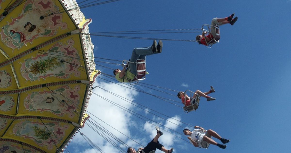 У Києві діти застрягли на атракціоні