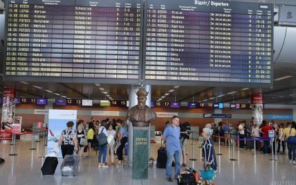 Авіасполучення на карантині: у МЗС повідомили, які країни і коли планують відновити міжнародні рейси