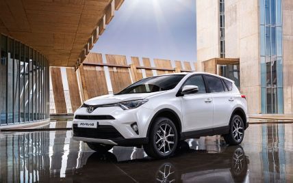 Новый Toyota RAV4 уже появился на рынке Украины