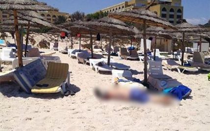 Масштабный теракт в Тунисе: во время нападения на отель убито 27 человек