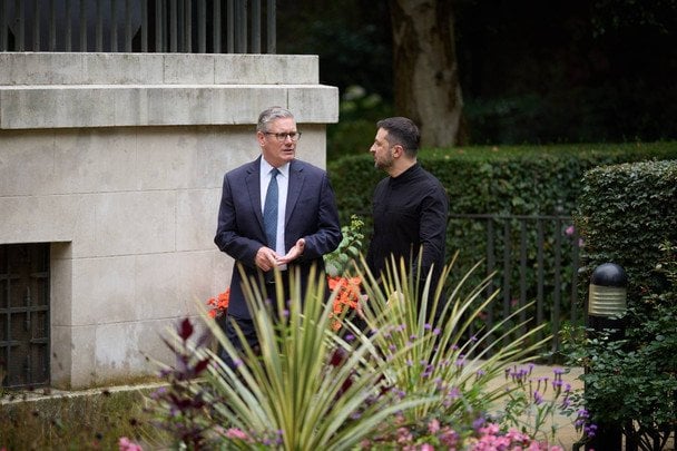 Keir Starmer and Volodymyr Zelenskyy during their meeting on August 14 
