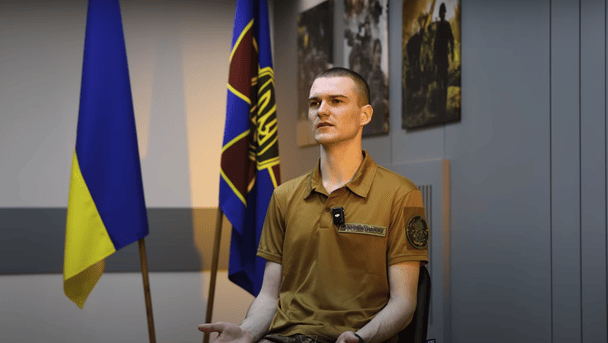 Боец Нацгварии за три года плена написал 16 песен без листа бумаги