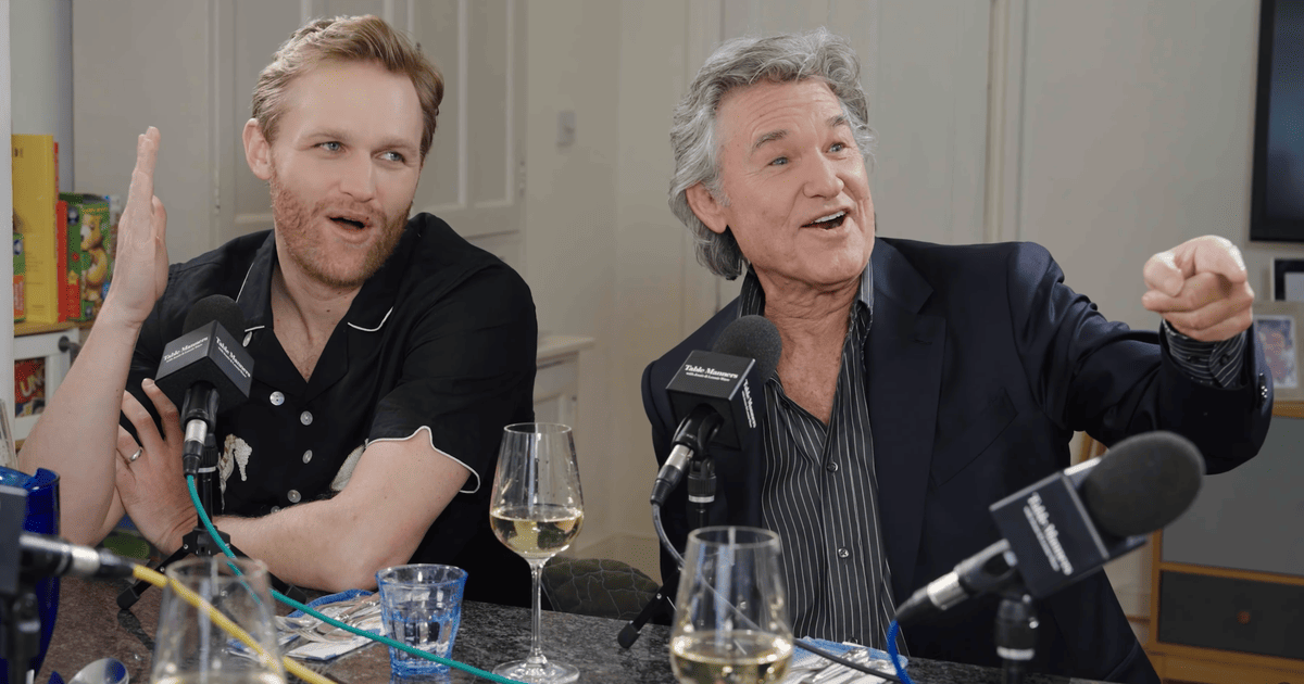 Курт Рассел і Ваятт Рассел youtube.com_@TableMannersPodcast