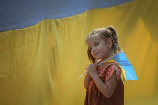 "Якщо не змогли вивчити вдома": у Польщі обурені російськомовними біженцями і пропонують вчити їх української мови