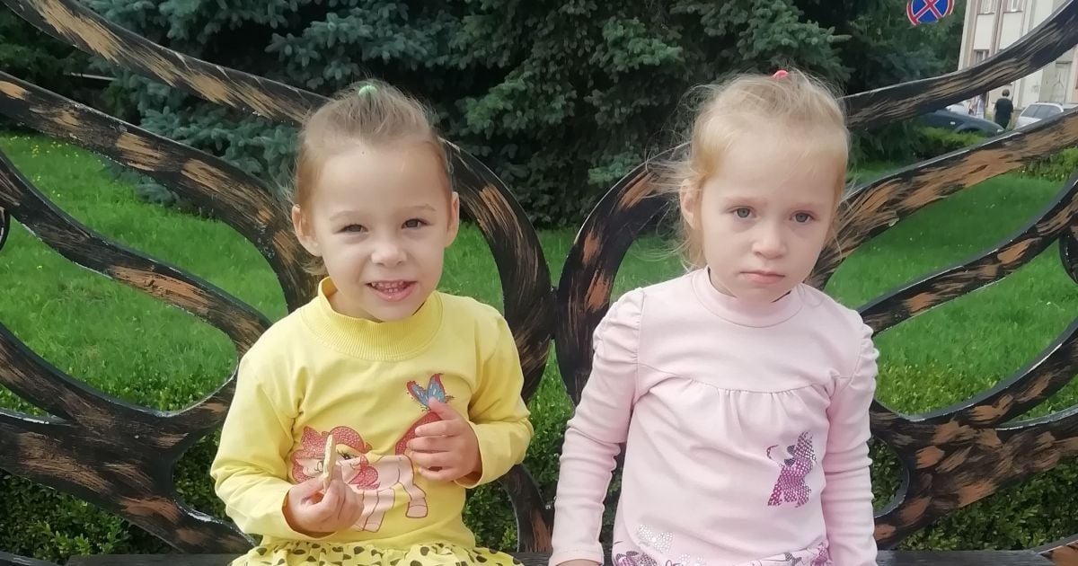 Вашої допомоги потребують двійнята Ганна і Ліза