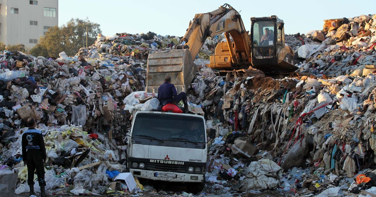 Друг Путина хочет завалить Россию миллионами тонн ливанских отходов