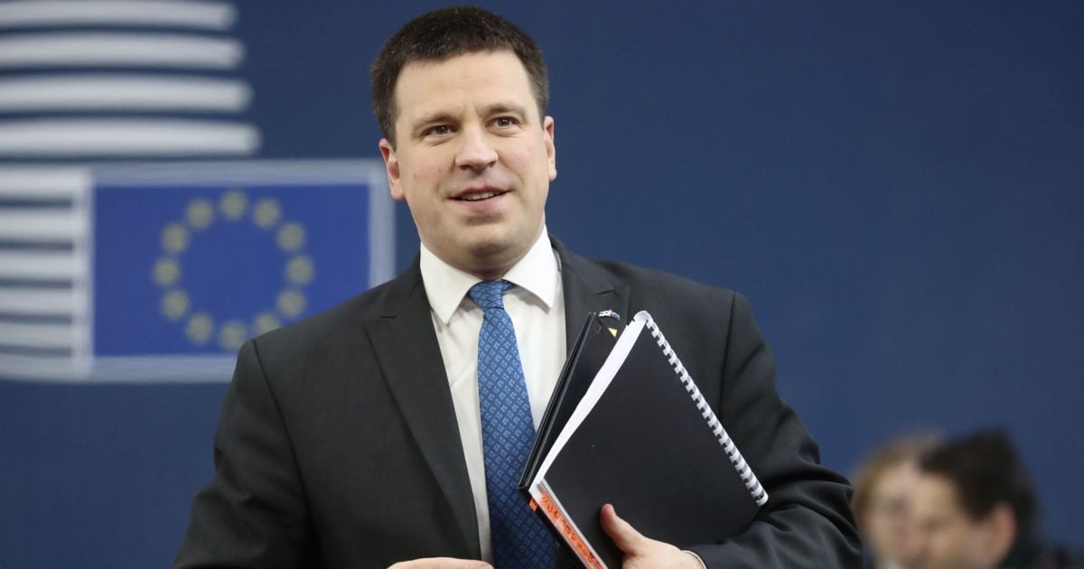 Естонський прем'єр подав у відставку через корупційний скандал у його партії
