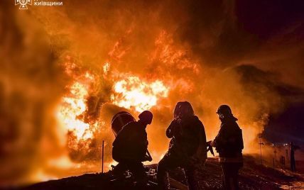 Через атаку БпЛА на Київщину загорівся промисловий об’єкт (фото)