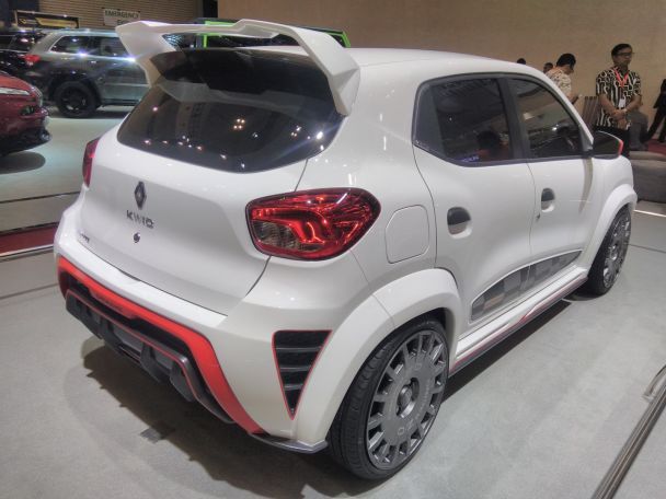  / © indianautosblog.com