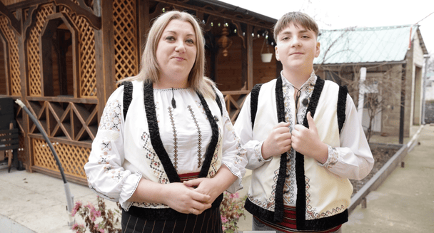 Родина цінує традиції і ділиться ними зі світом. Фото: Оксана Боднар