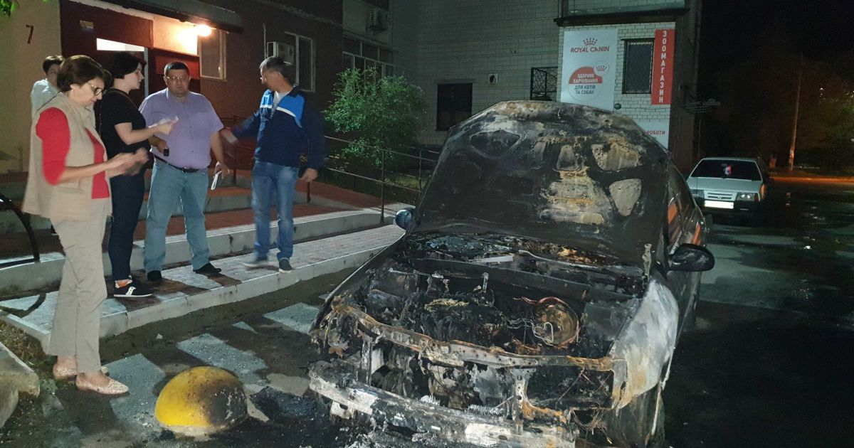 Поджог авто "Схем": журналистка Седлецкая рассказала подробности ЧП и назвала возможные версии