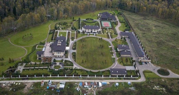 Поместье в Акулинино / © navalny.com