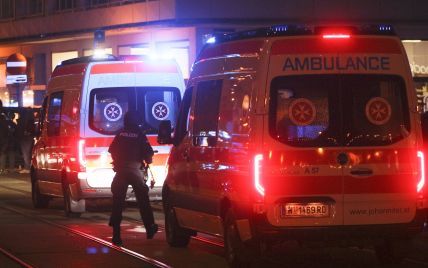 Из-за теракта в Вене ранения получили 15 человек: преступники в бегах