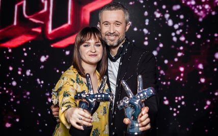 Победительницу "Голосу країни-8" Алену Луценко родные растрогали своим видео-сюрпризом