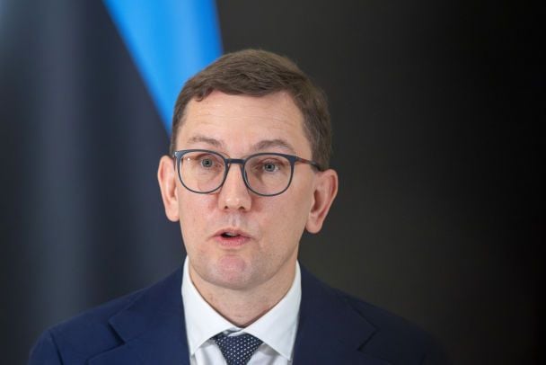 Естонія зробила несподівану заяву після зальоту українських дронів: що попросили у Києва