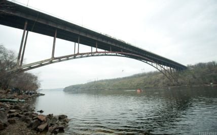 У Запоріжжі підліток загинув після падіння з мосту