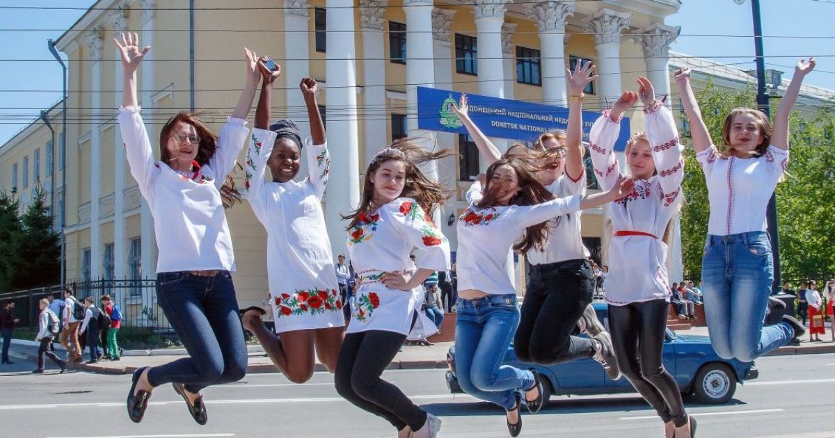 Абітурієнти донбасу та криму відтепер можуть вступати до вишів без зно, перелік університетів
