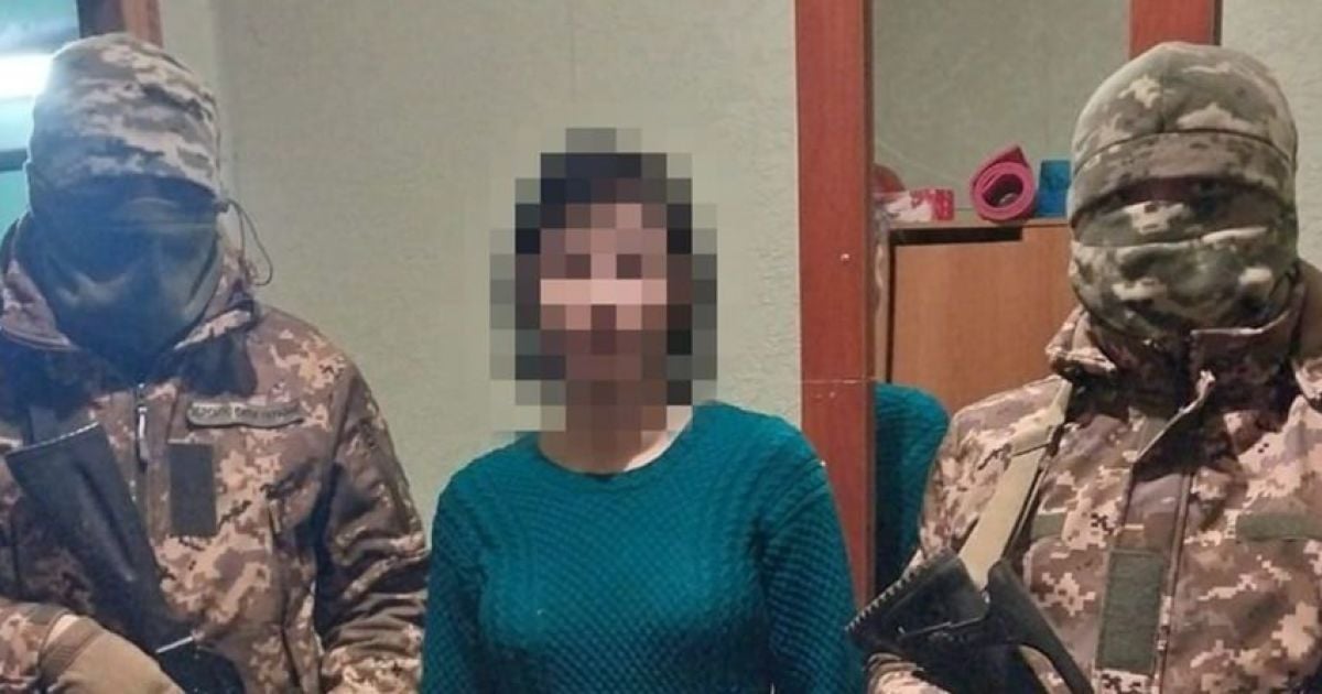 "Наводила" російські ракети по школах та електропідстанціях: СБУ затримала зрадницю на Донеччині