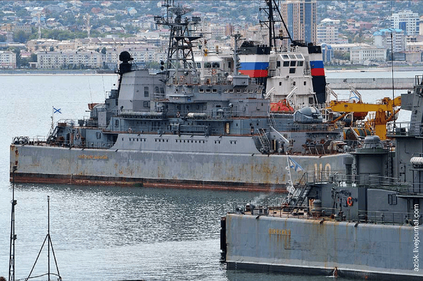 Неизвестные дроны над Данией: у побережья заметили военный корабль РФ