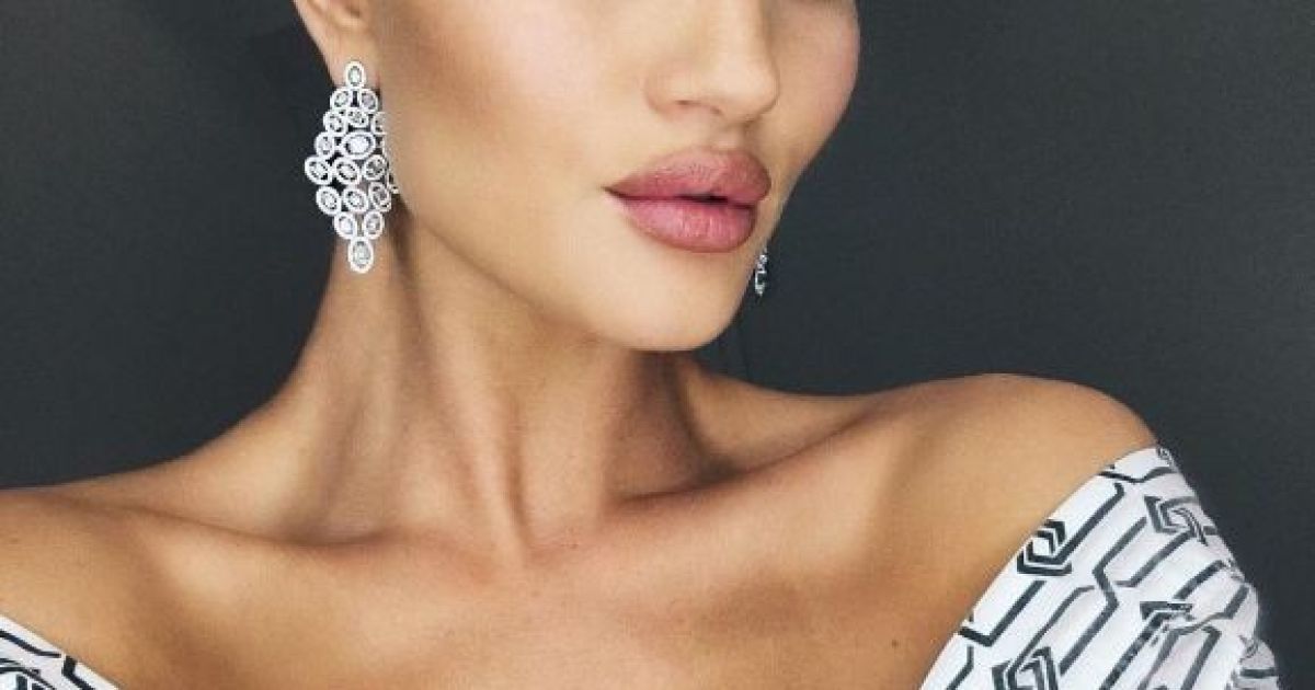 Рози Хантингтон-Уайтли