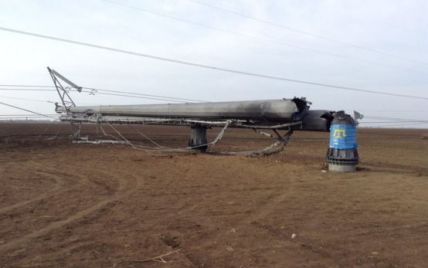 Специалистам не дают восстанавливать взорванные электроопоры в Чаплинке – "Укрэнерго"