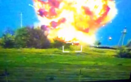 Львівські десантники спалили два російських танки "Стугною " і "Джавеліном": відео