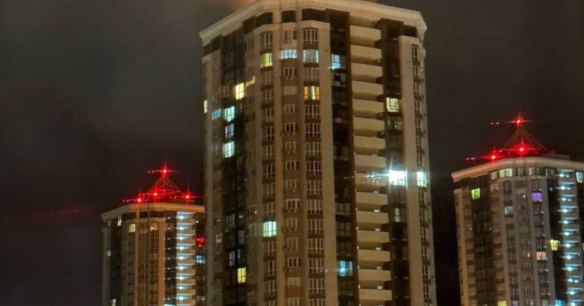 Наслідки атаки БПЛА у Броварах / Нацполіція