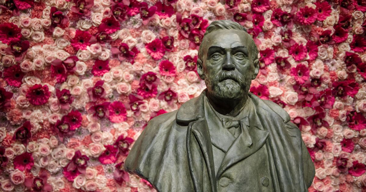 Треть американских лауреатов Нобелевской премии по естественным наукам являются мигрантами