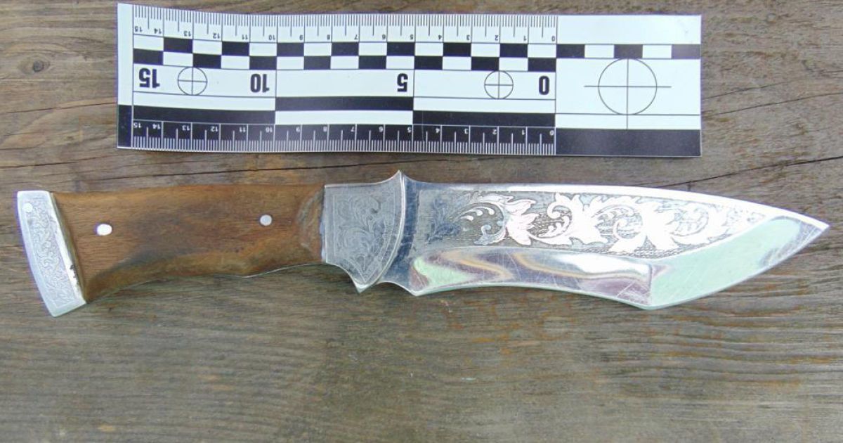 В Киеве парень из-за ревности набросился с ножом на двух оппонентов