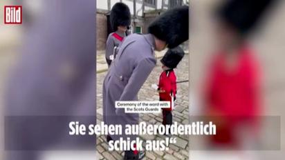 В Британії гвардійці порушили статут та привітали п’ятирічного хлопчика