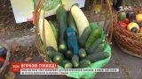Українські консервовані огірки замовляють до столу британської королеви