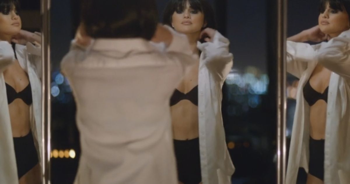 Онлайн порно видео: Ұлы анасын ұйықтатады