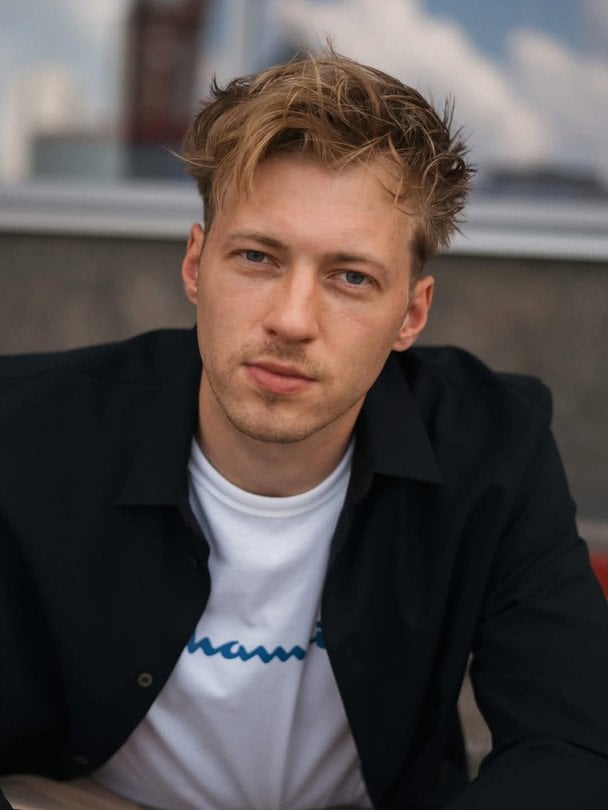 Григорій Бакланов вперше після розлучення з Цимбалару показав нову кохану: з ким зустрічається актор