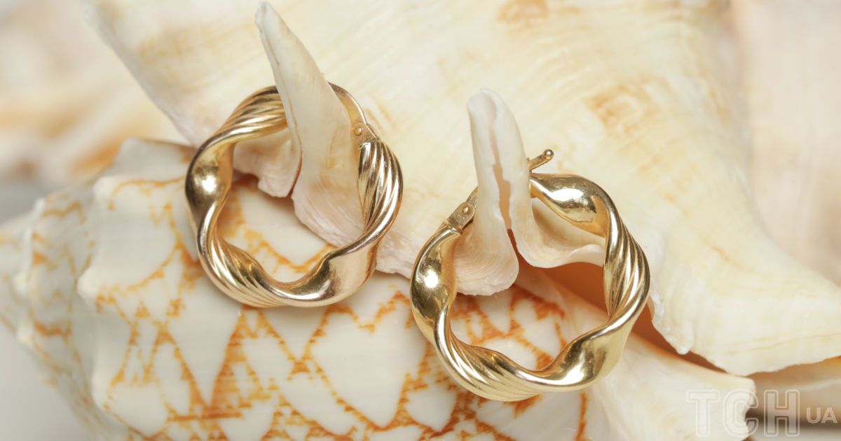 Золоті сережки