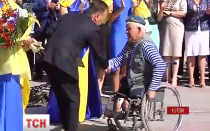 В Херсоне волонтера-инвалида признали почетным гражданином города