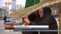Демонтаж главной елки начался: на Софийской площади уже работают краны