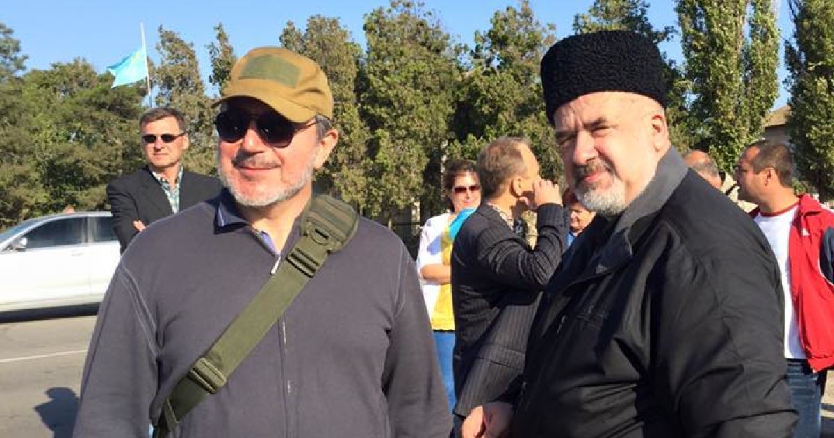 В Крыму стартовала бессрочная блокада полуострова. / © facebook.com/ayder.muzhdabaev