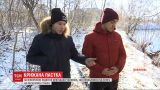 Двое смелых подростков спасли мужчину, который упал в пруд в Винницкой области