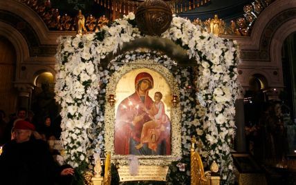 Во Владимирском соборе почтили афонскую икону Божьей Матери "Скоропослушница"