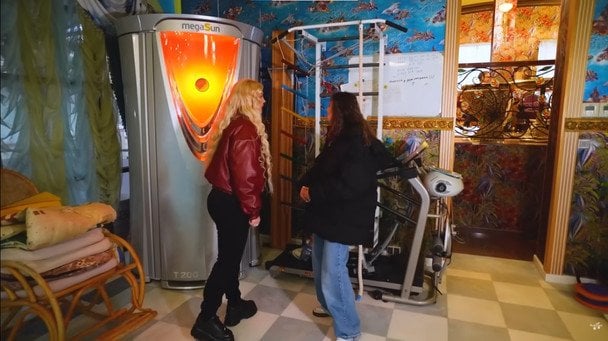 Солярій у будинку Камалії