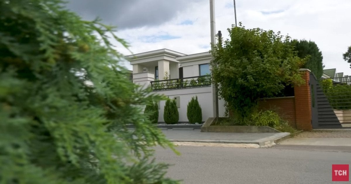 У таможенника обнаружили незаконные активы